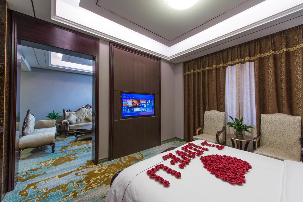 Dunhuang Isiting Hotel Exterior photo