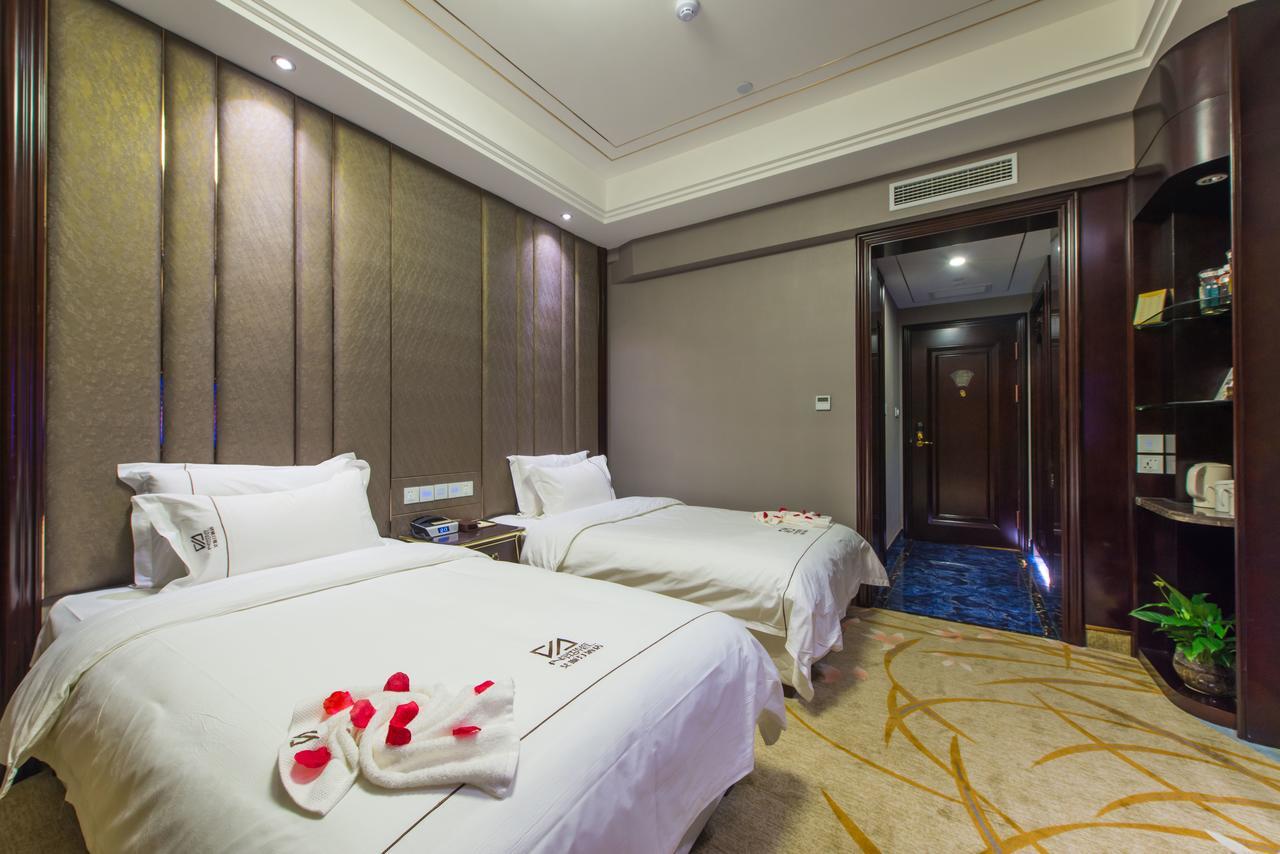Dunhuang Isiting Hotel Exterior photo